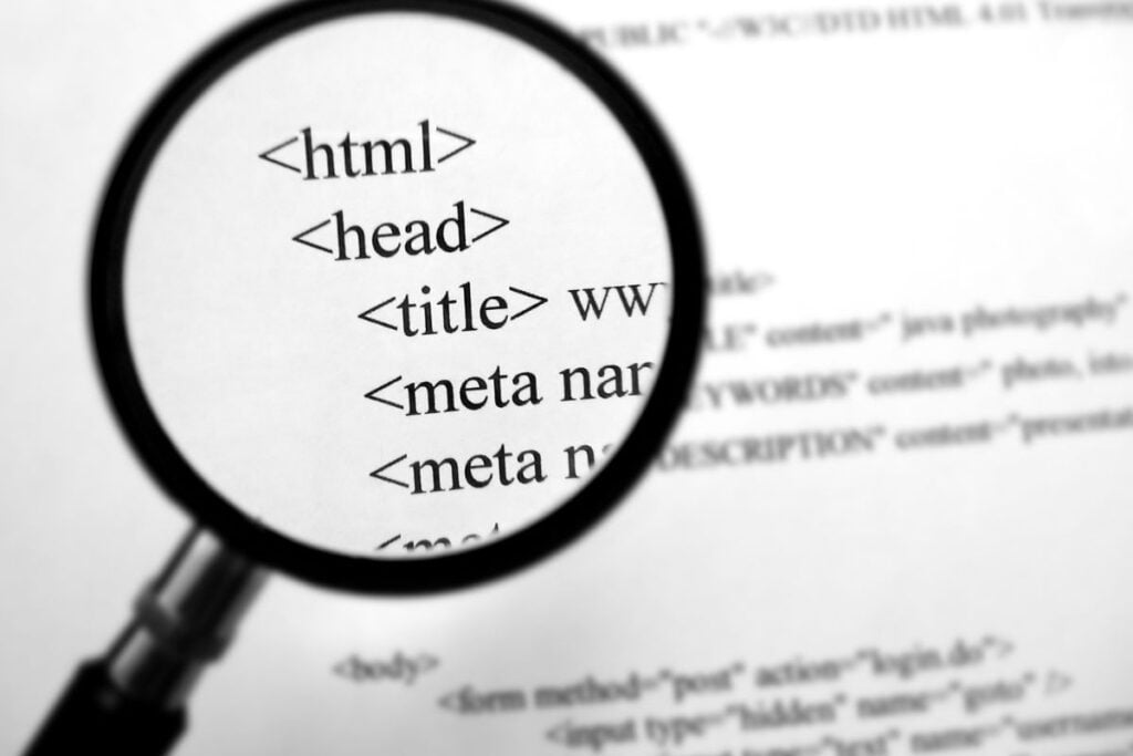 HTML
