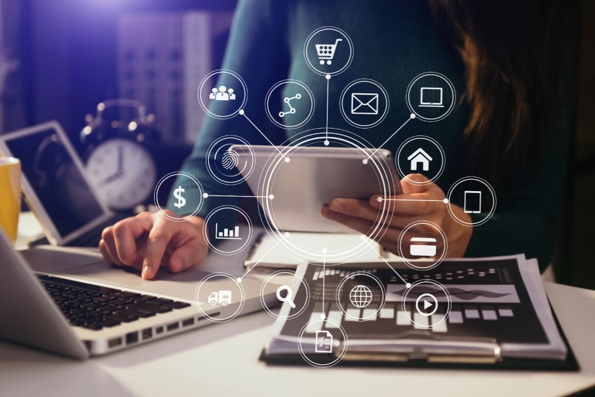 Marketing y contenidos con IA - Vitamina7
